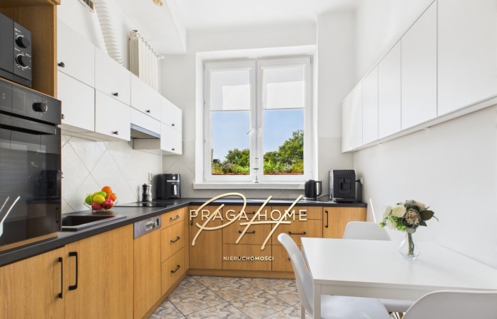 Warszawa, Mokotów, Kamienica mieszkanie na Starym Mokotowie