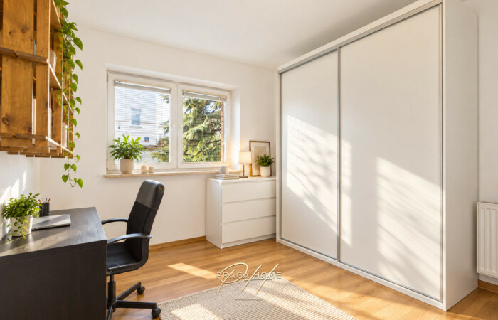 Warszawa, Praga-Południe Grochów, Kawalerka 31 m² | Duża oddzielna kuchnia | Gocławe